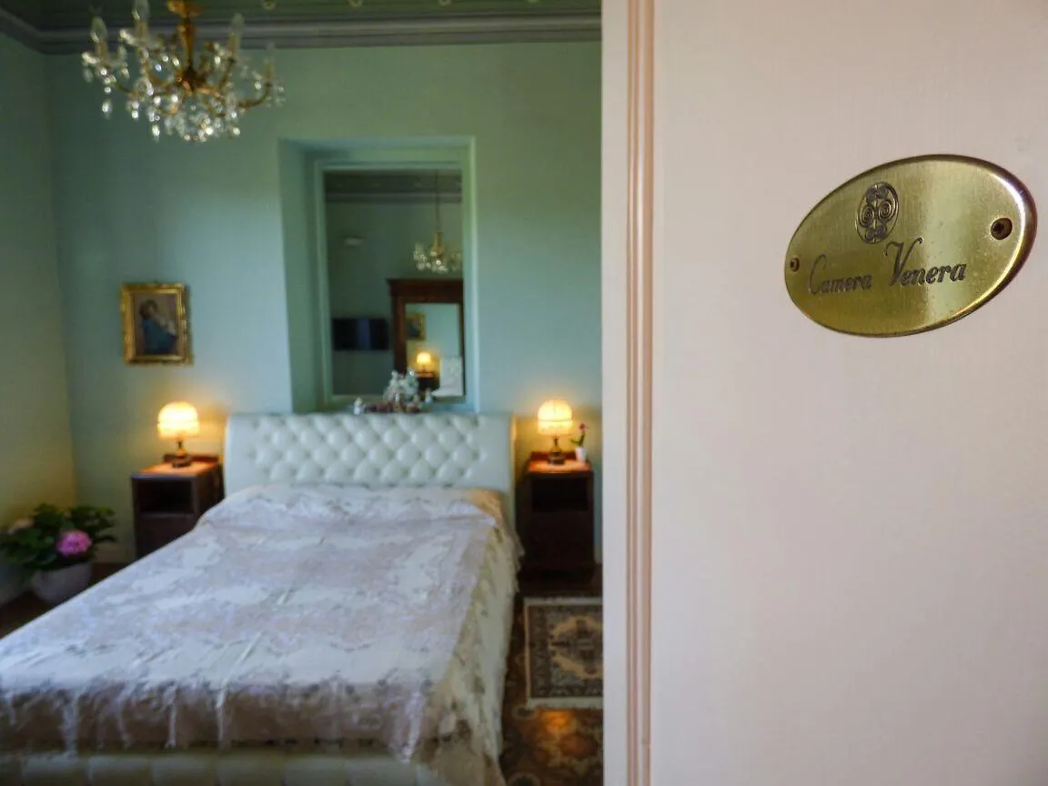 Palazzo Giovanni Bed And Breakfast Acireale Bed & Breakfast