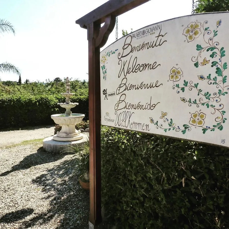 Palazzo Giovanni Bed And Breakfast Acireale